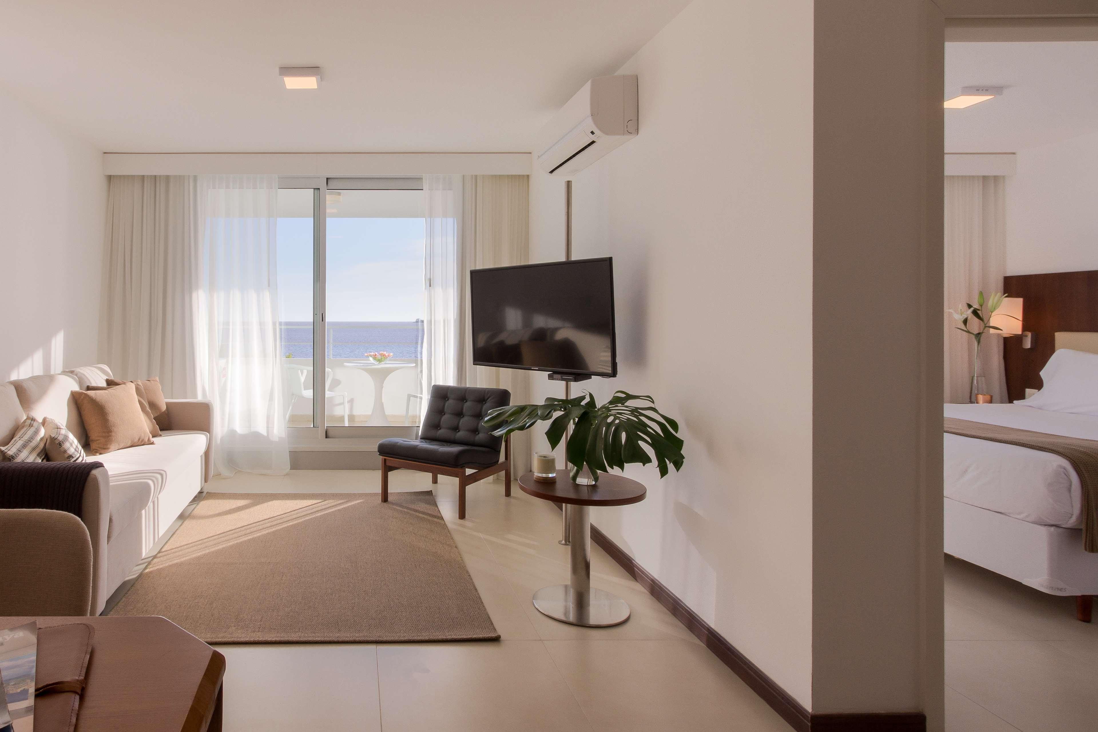 Dazzler By Wyndham Colonia Colónia do Sacramento Exterior foto
