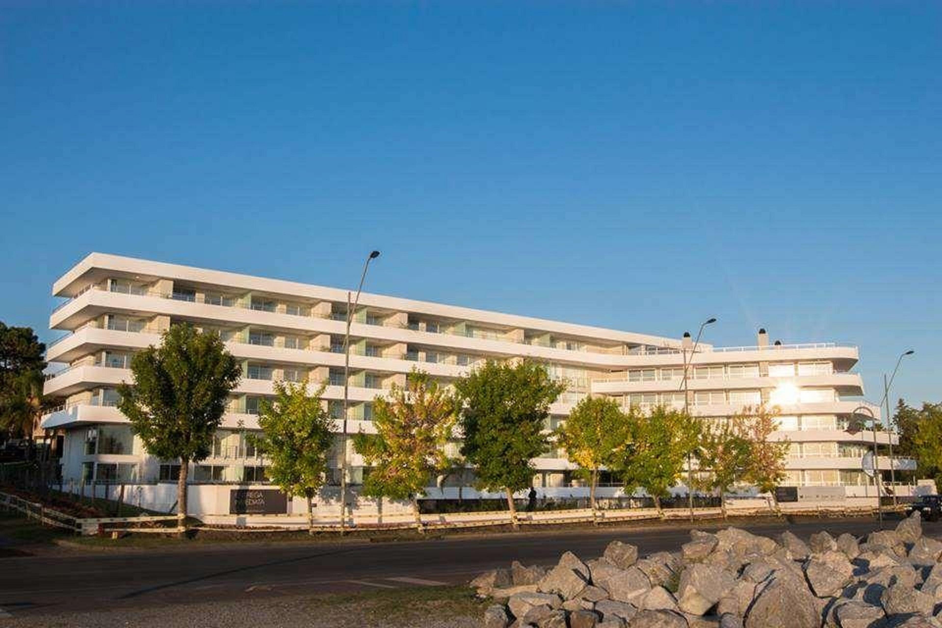 Dazzler By Wyndham Colonia Colónia do Sacramento Exterior foto